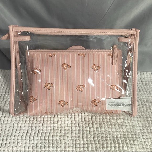 Primark Disney Pixar Finding Nemo Lucky Fin 2 Piece Cosmetic Accessory Bag Set - Picture 4 of 7